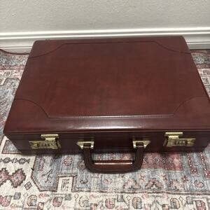 Vintage Airway Brown Leather Briefcase 18'' x 13'' x 4'' Combo Locks Aviation